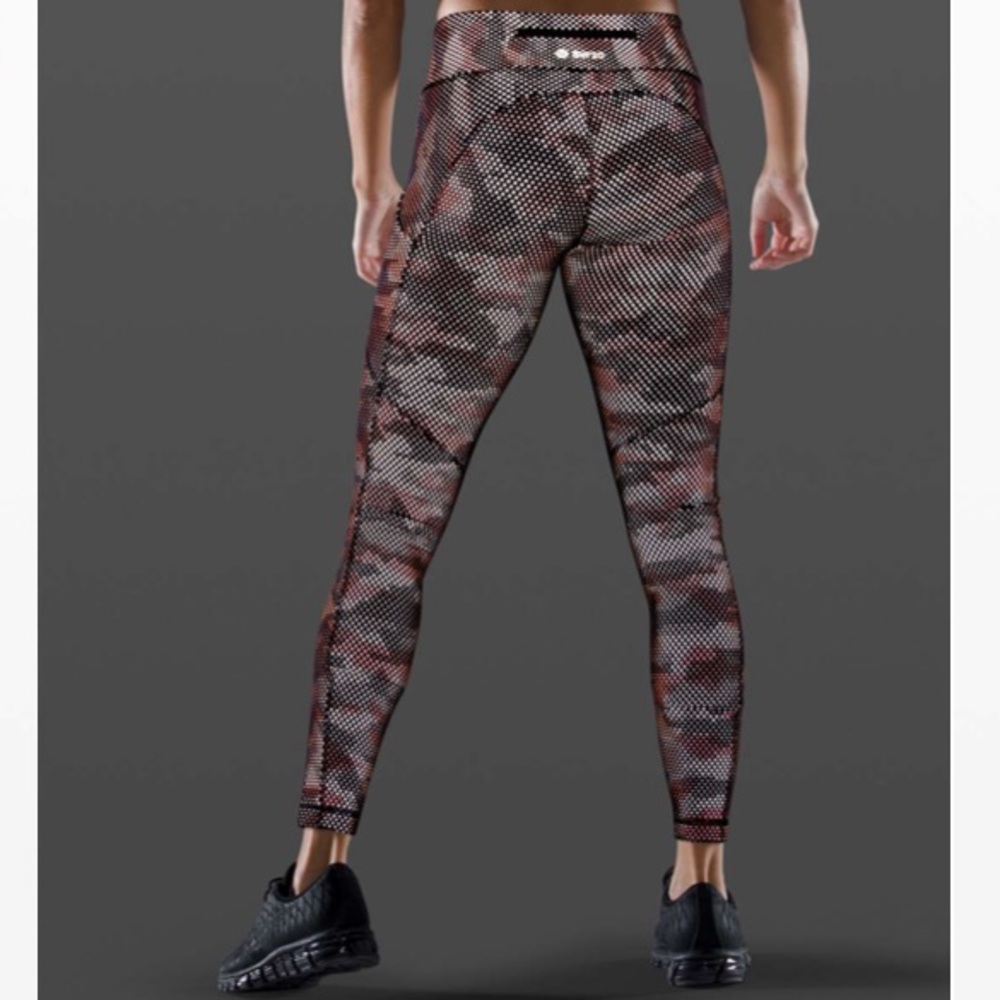 NWT Lululemon SeaWheeze REFLECTIVE Camo Tight Sz 6